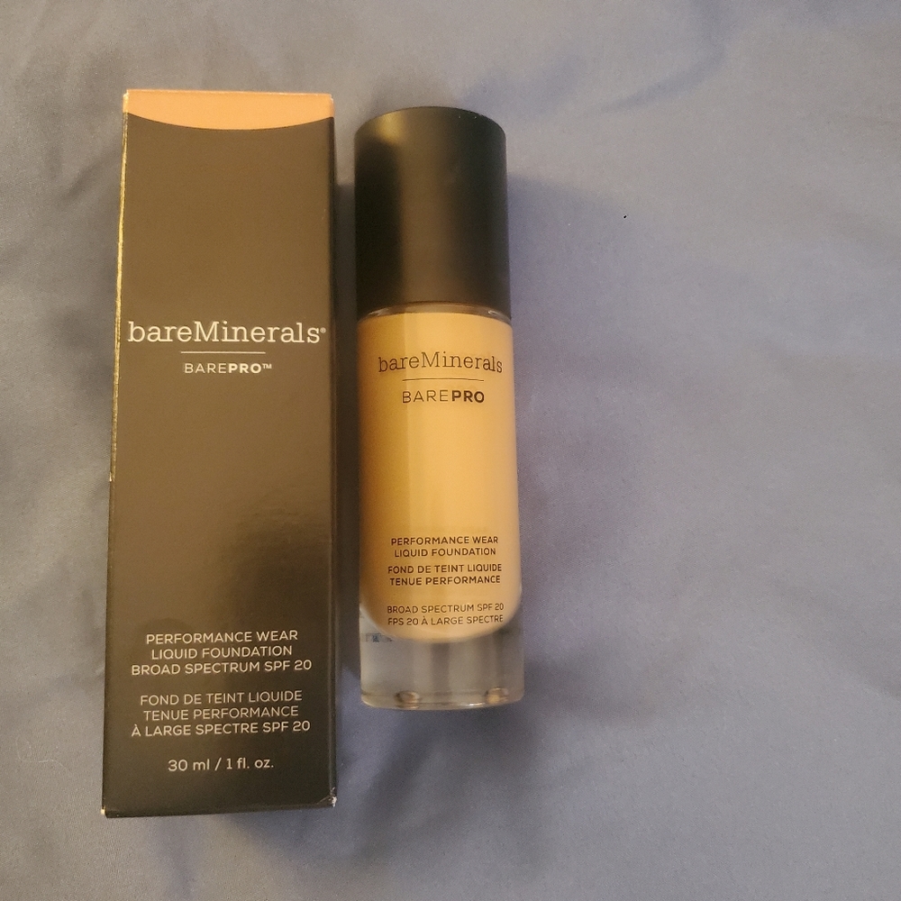 BareMinerals BarePro Liquid Foundation *Like New*